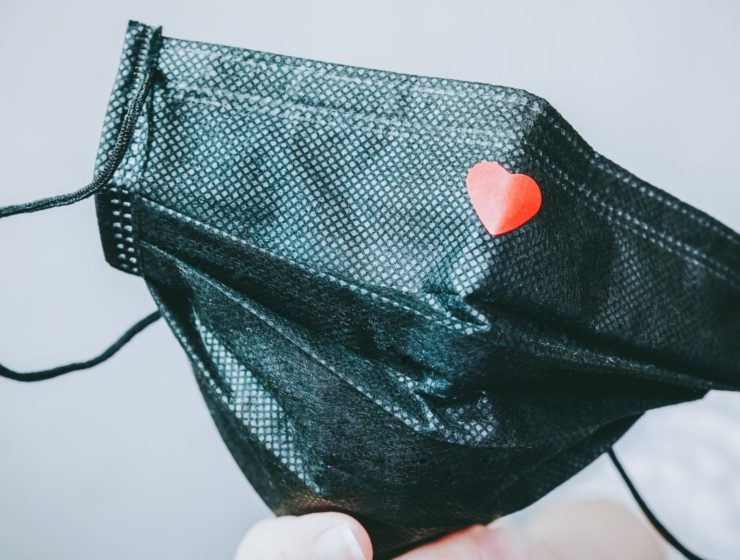 Masalah Kulit Akibat Pakai Masker Sepanjang Hari